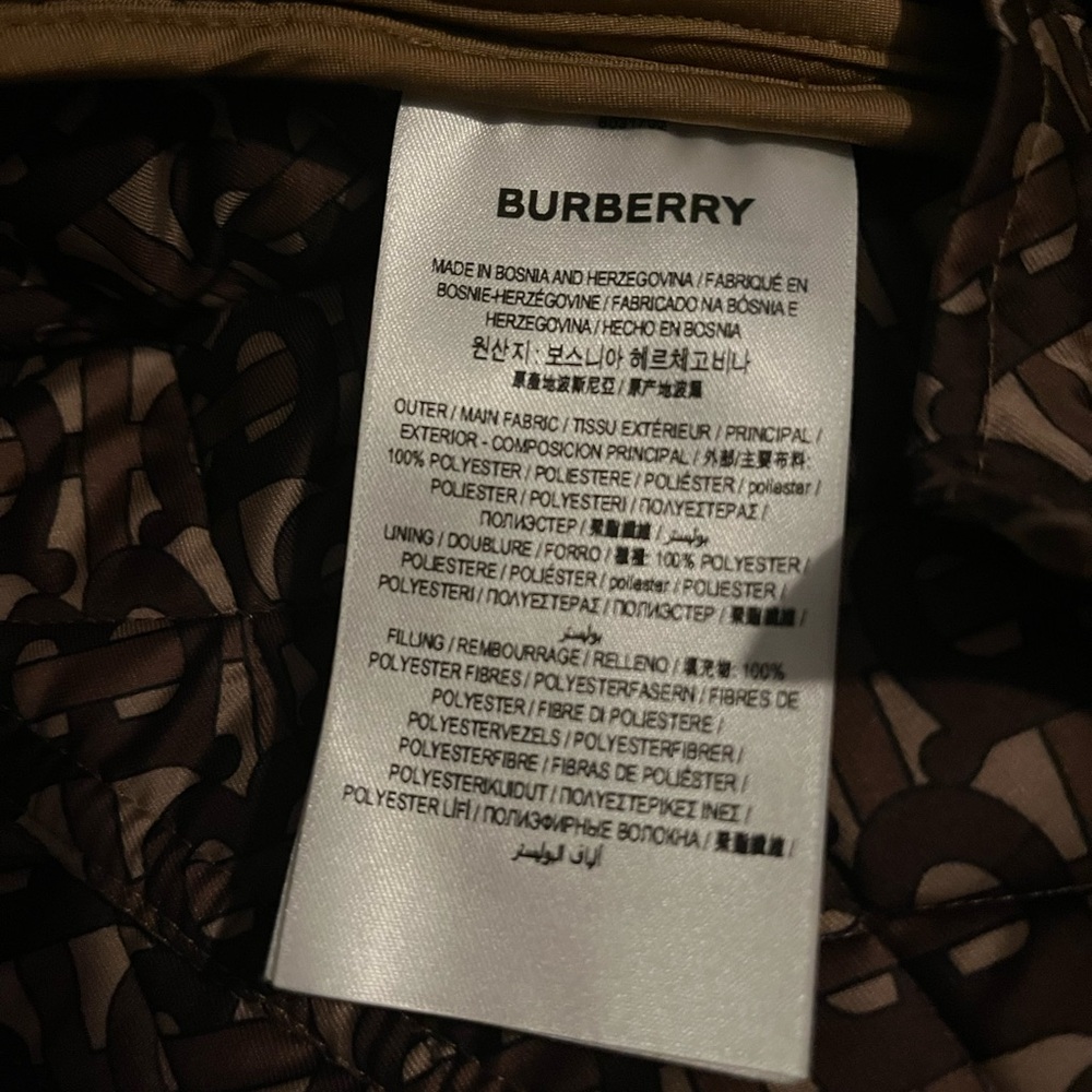 Burberry Quilted Victorian Jacket-PRICE FIRM, NO OFFERS PLS! - Picture 10 of 15
